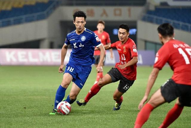 骑士擒公牛开季12连胜 文班34+12马刺大胜国王